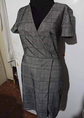 Gri Ekoseli Kemerli Midi Elbise - Görsel 3