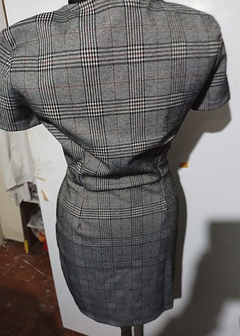 Gri Ekoseli Kemerli Midi Elbise - Görsel 4