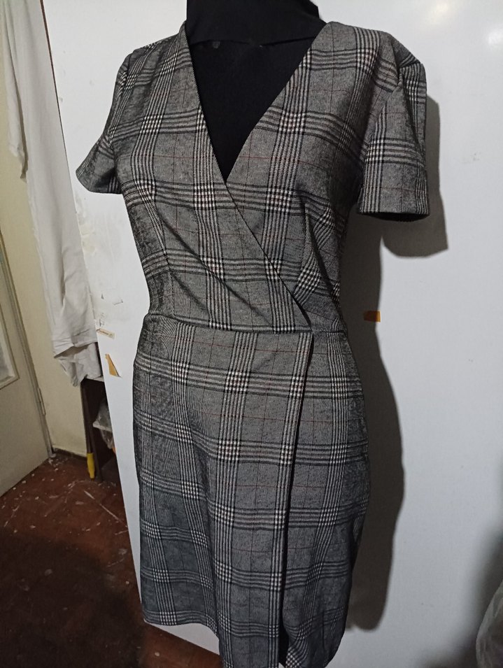 Gri Ekoseli Kemerli Midi Elbise - Görsel 2