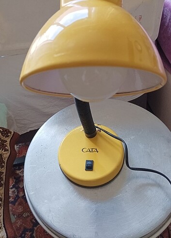 Beden MASA ÜSTÜ LAMBA