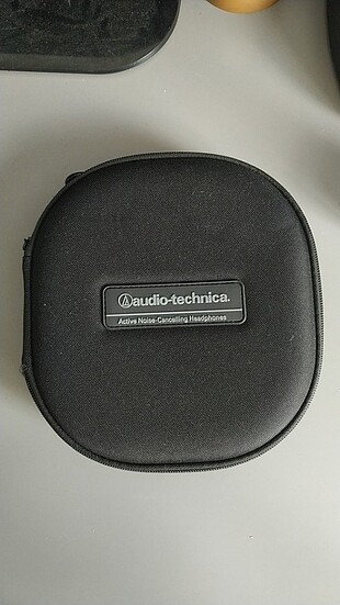 Audio Technica kulaklik taşıma çantası
