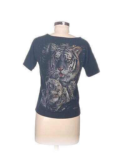 universal Beden Diğer T-shirt %70 İndirimli.