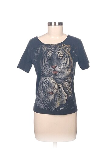 Diğer T-shirt %70 İndirimli.