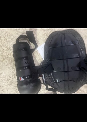 Kemerli Siyah Motosiklet Dizlikleri - Görsel 2