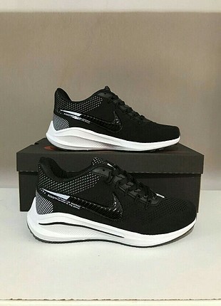 nike triko zoom 