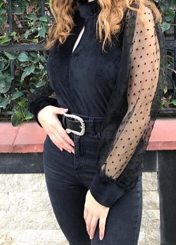 Kolları tül bluz