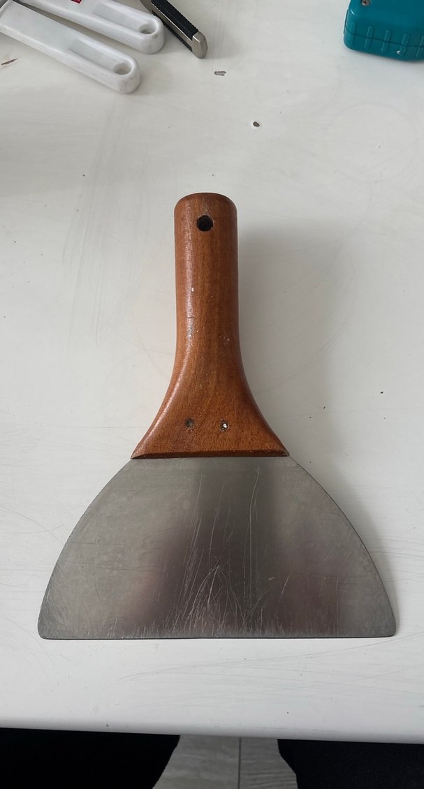 Ahşap Saplı Geniş Metal Spatula - Görsel 2