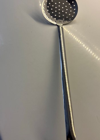 Parlak Gri Delikli Kevgir - Görsel 2