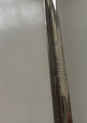 Parlak Gri Delikli Kevgir - Görsel 3