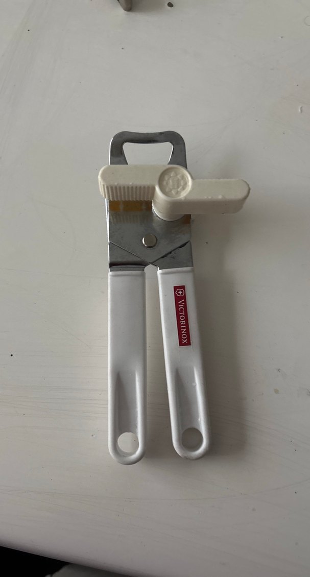 Victorinox Beyaz Konserve Açacağı - Görsel 3