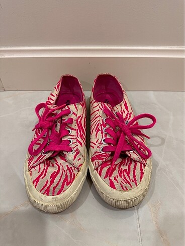Superga spor ayakkabı