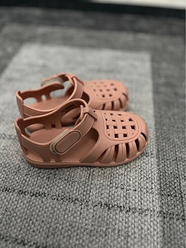 LC Waikiki Sandalet 23 numara