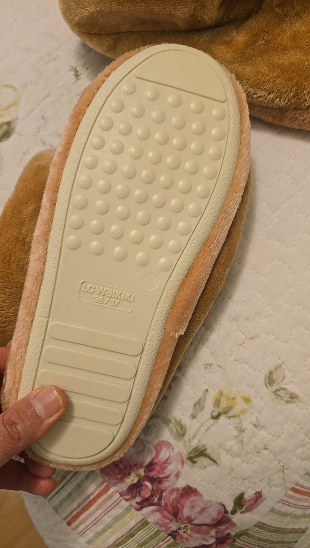 Kızlar için Bej Kürklü Sıcak Ev Terliği - Görsel 3