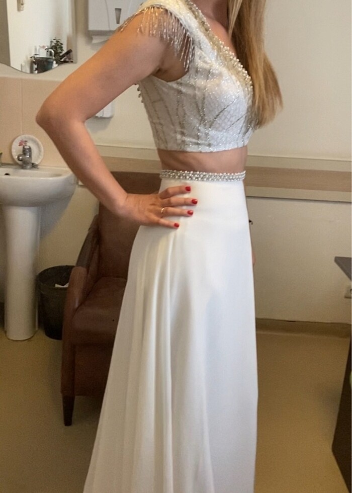 Raisa venessa söz nikah dış çekim elbisesi - Görsel 3