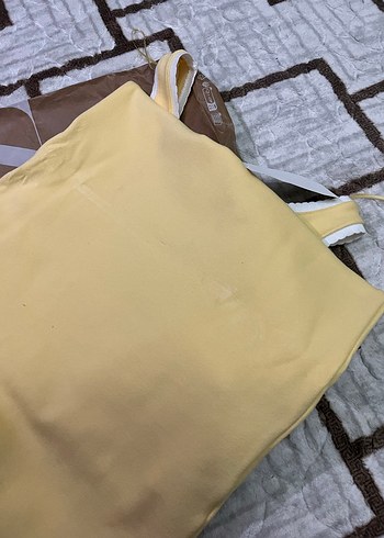 Sarı V Yaka Midi Elbise Dantel Detaylı - Görsel 6