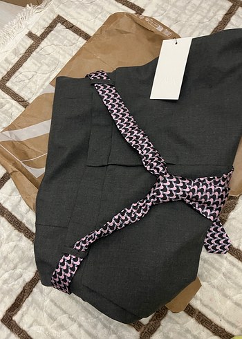 V Yaka Kolsuz Gri Mini Kalem Elbise - Görsel 6