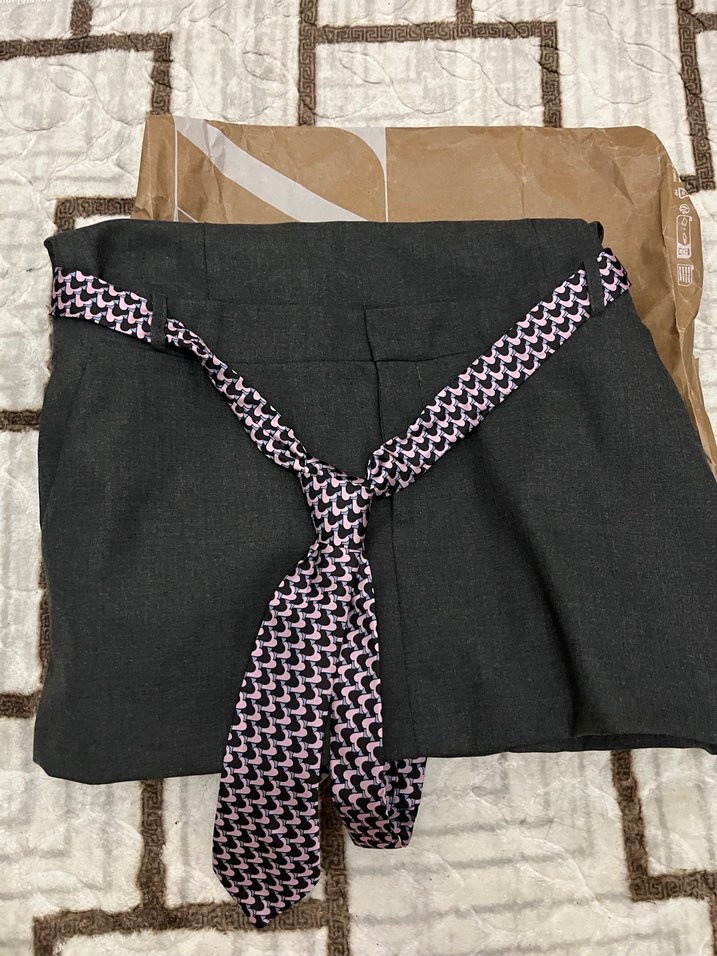 V Yaka Kolsuz Gri Mini Kalem Elbise - Görsel 5