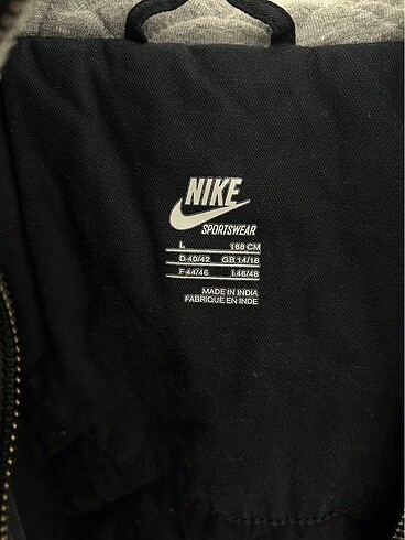 l Beden Nike Mont