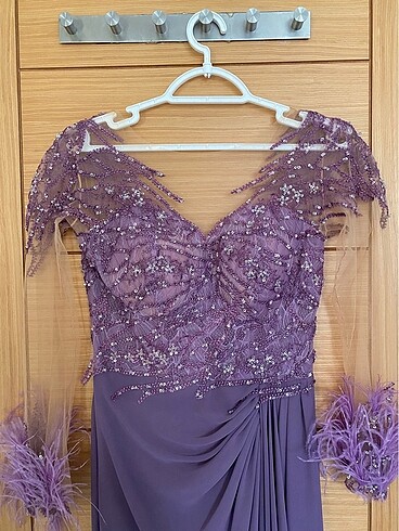 Ömür inn yepyeni abiye - Görsel 4