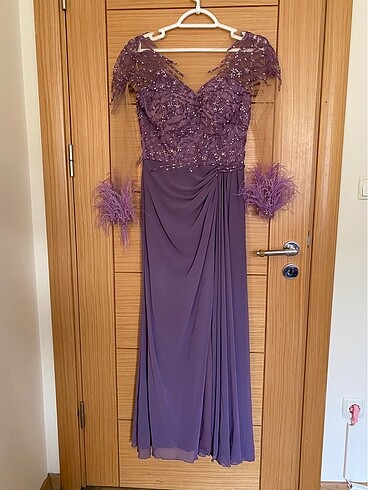 Ömür inn yepyeni abiye - Görsel 3