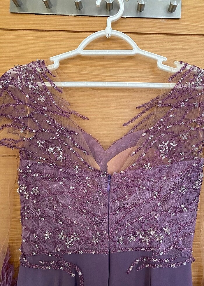 Ömür inn yepyeni abiye - Görsel 5