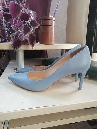 inci stiletto