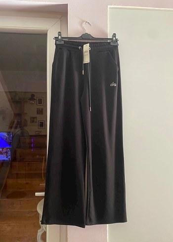 Orijinal Marka Alo Yoga Kadın Eşofman Altı - Görsel 8