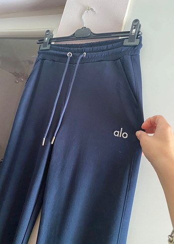 Orijinal Marka Alo Yoga Kadın Eşofman Altı - Görsel 4