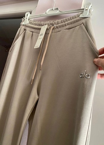 Orijinal Marka Alo Yoga Kadın Eşofman Altı - Görsel 10