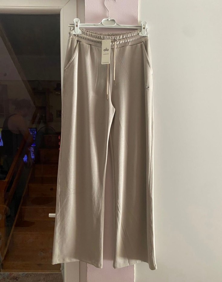 Orijinal Marka Alo Yoga Kadın Eşofman Altı - Görsel 5