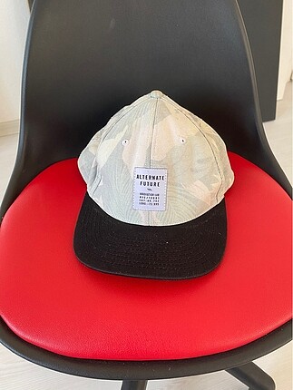 h&m şapka