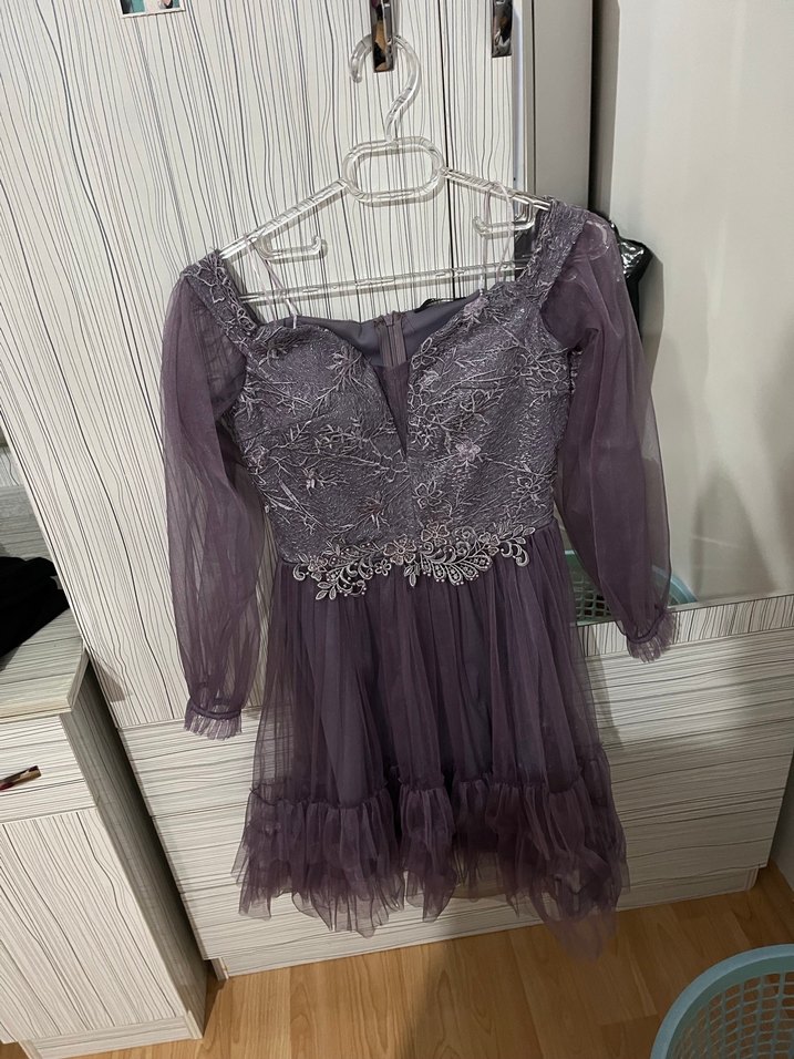 Dantel İşlemeli Straplez Mini Mor Nişan Elbisesi - Görsel 2