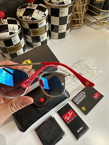 Ray Ban Ray Ban Ferrari Güneş Gözlüğü