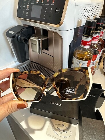 Prada Prada Güneş gözlüğü