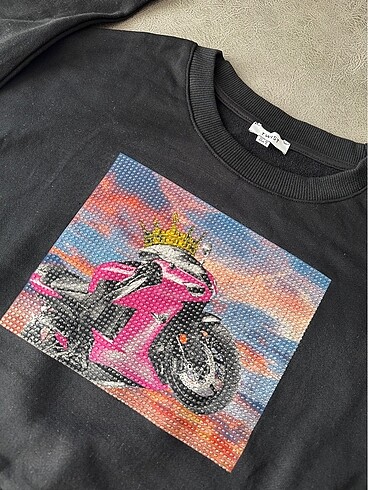 Twist Sweatshirt