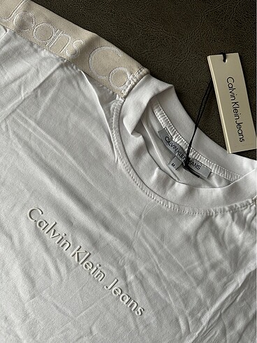 Calvin Clein Tshirt