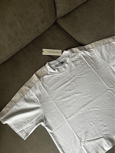m Beden Calvin Clein Tshirt