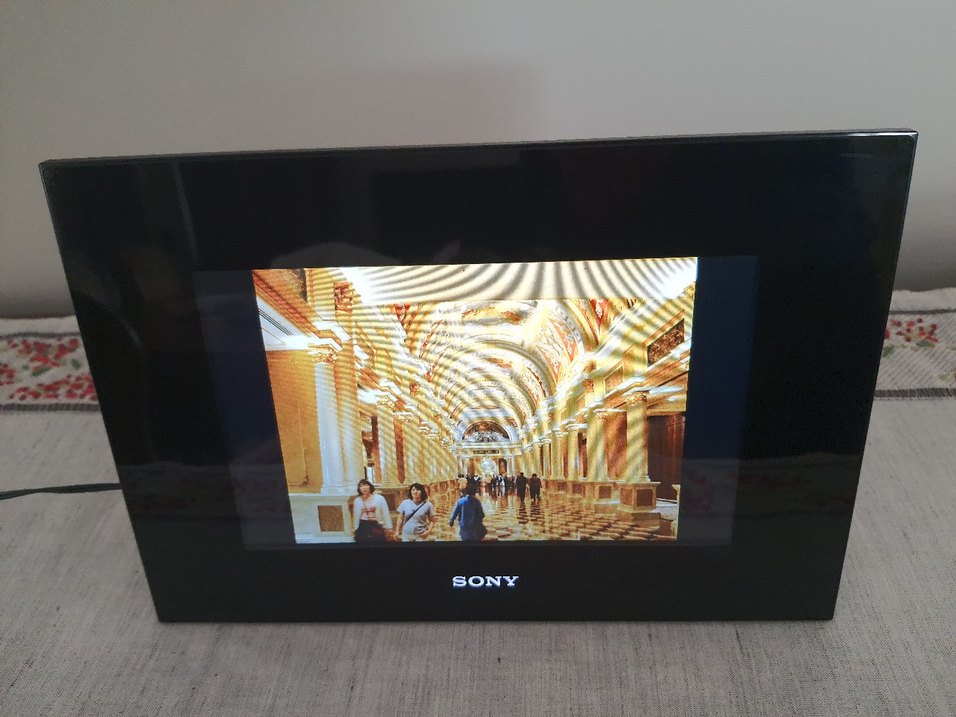 Sony Dijital Fotoğraf Saat Alarm Çerçeve - Görsel 2