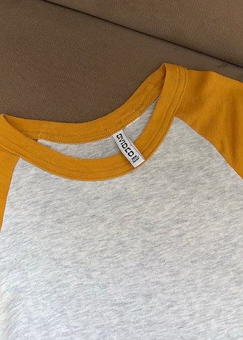 Gri-Sarı Uzun Kollu Kadın Tişört - Görsel 2