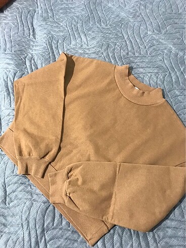 Crop Sweatshirt