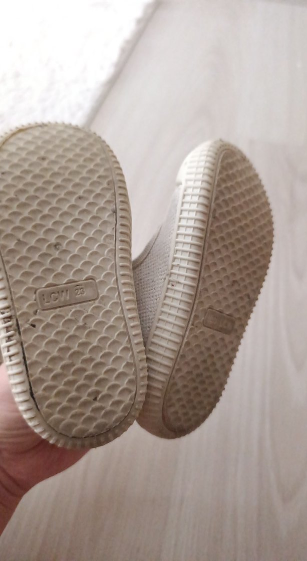 Kız Çocuk Beyaz Cırt Cırtlı Spor Ayakkabı - Görsel 4