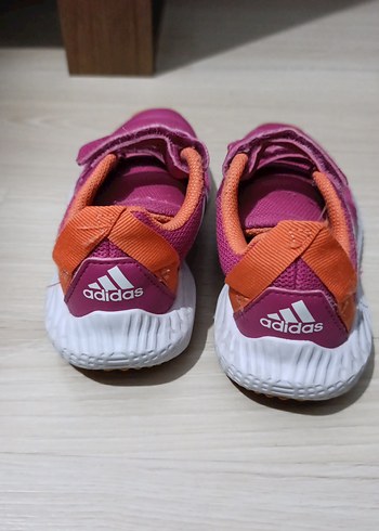 29 Beden Kız Çocuk Pembe Cırt Cırtlı Spor Ayakkabı
