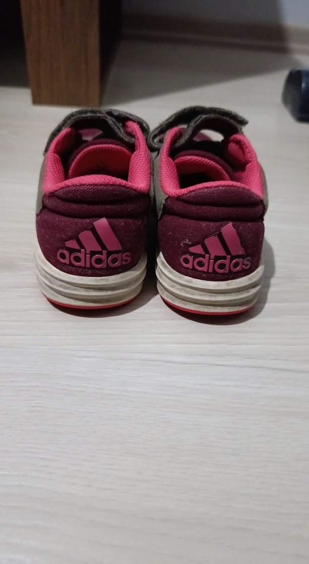 Kız Çocuk Gri-Pembe Cırtlı Spor Ayakkabı - Görsel 2