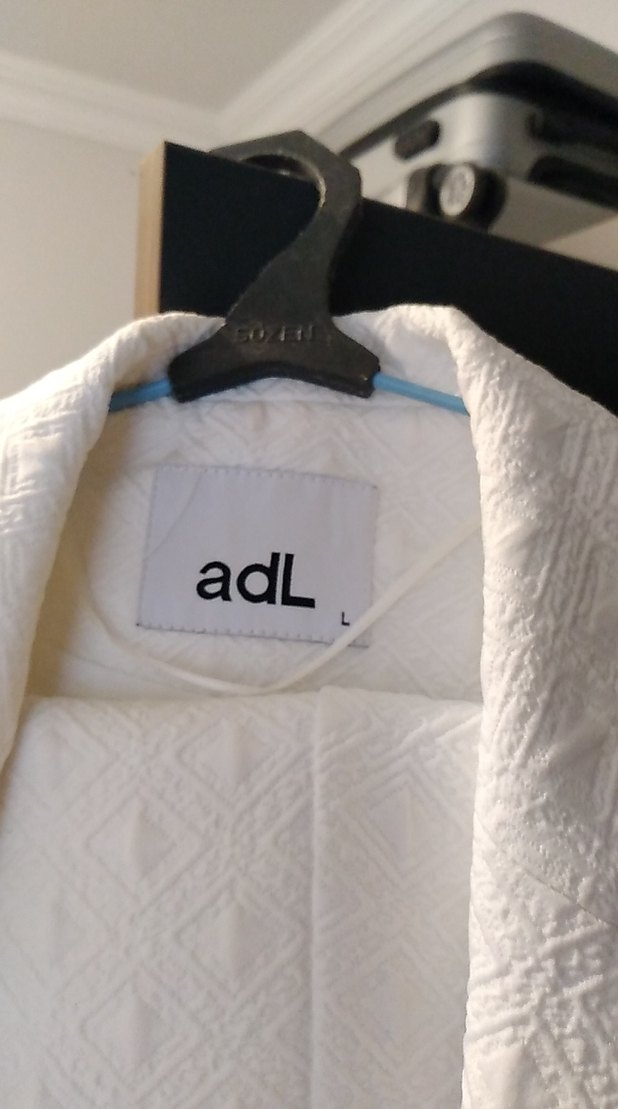 Beyaz kapitone mevsimlik takim - Görsel 3