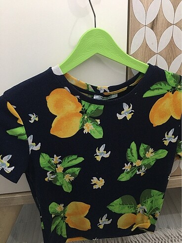 Zara limon desenli tshirt