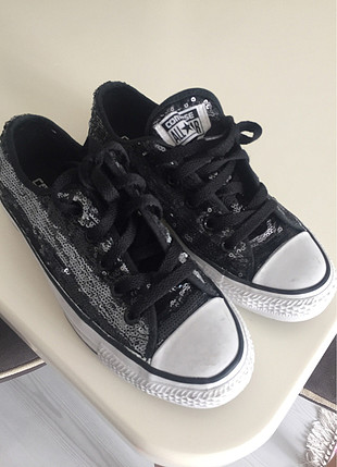 Pullu converse iyi durumda 