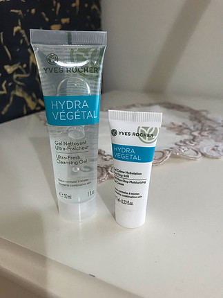 Yves rocher yüz yıkama jeli ve nemlendirici 