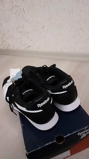 Reebok Orijinal sıfır kurulu 