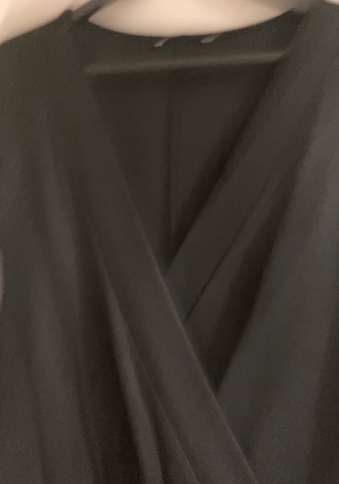 Siyah V Yakalı Kadın Midi Tulum - Görsel 3