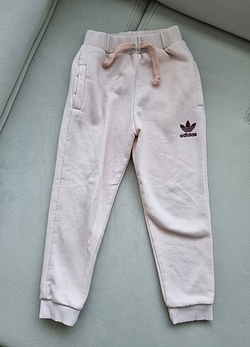 Adidas alt
